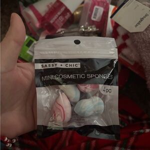 Sassy + Chic Mini Cosmetic Sponges